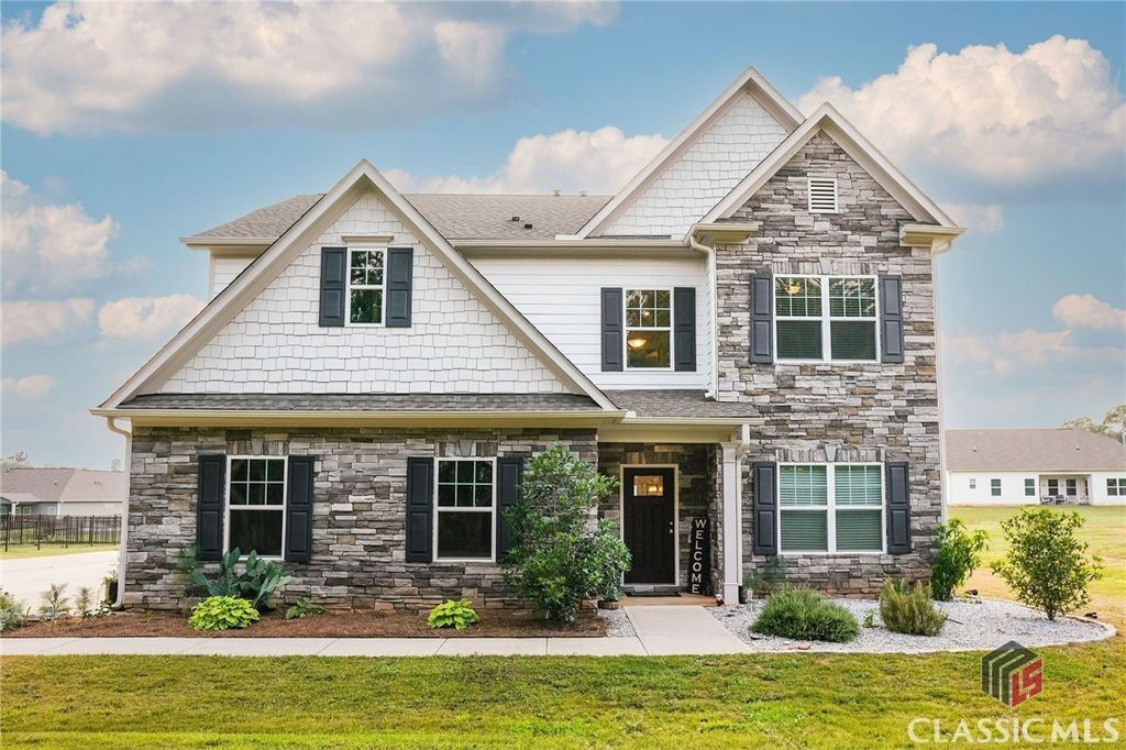 1279 Day Drive, Bogart, GA 30622