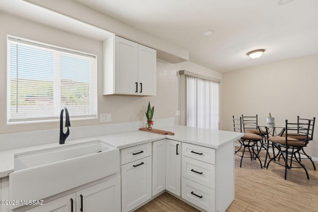 1738 W Pueblo Vista Boulevard, Tucson, AZ 85713