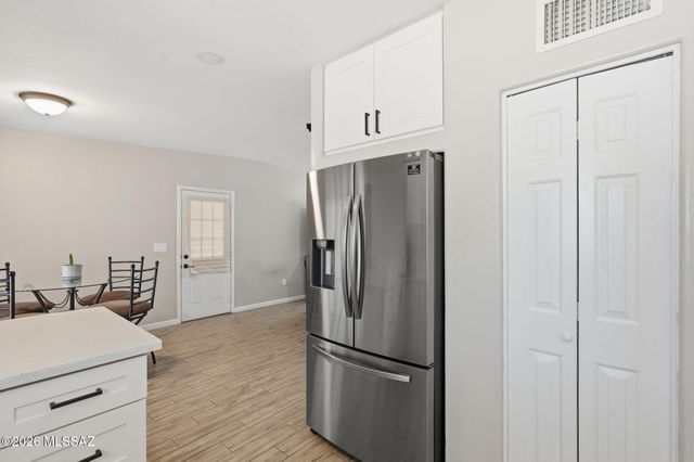 1738 W Pueblo Vista Boulevard, Tucson, AZ 85713
