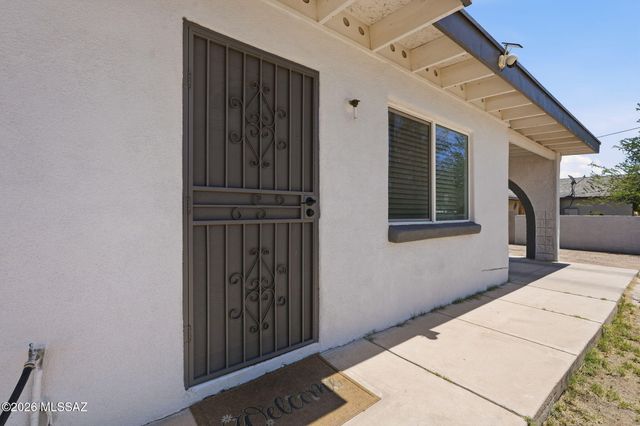 1738 W Pueblo Vista Boulevard, Tucson, AZ 85713