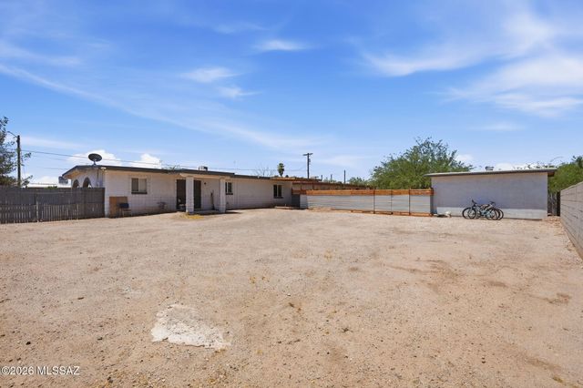 1738 W Pueblo Vista Boulevard, Tucson, AZ 85713