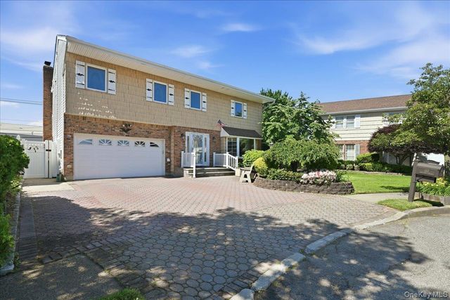 117 Melanie Drive, East Meadow, NY 11554