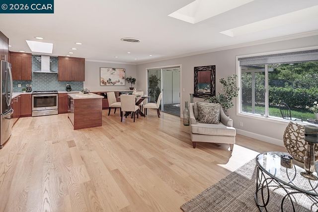 2708 Ptarmigan 2, Walnut Creek, CA 94595