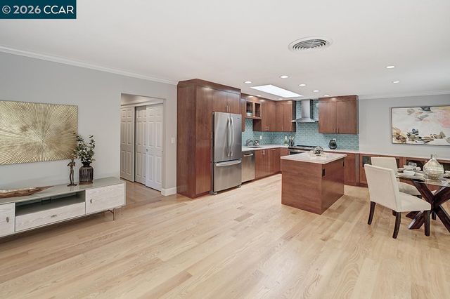 2708 Ptarmigan 2, Walnut Creek, CA 94595