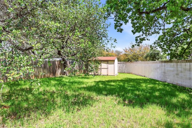 4400 Chickasaw CT, Austin, TX 78749