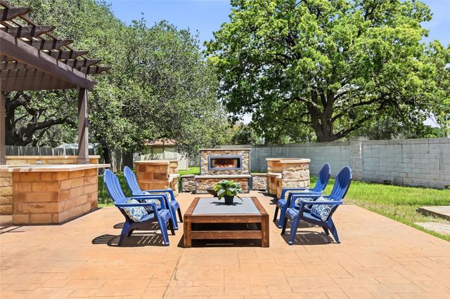 4400 Chickasaw CT, Austin, TX 78749