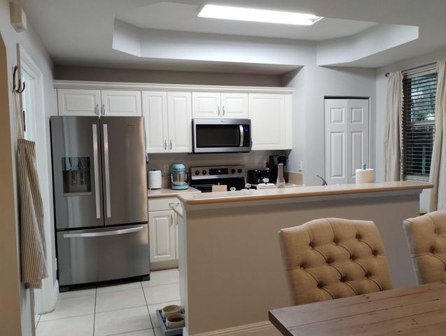 2888 Hidden Hills Road 901, West Palm Beach, FL 33411