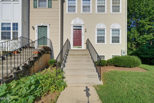 2910 Barrymore Street, Raleigh, NC 27603
