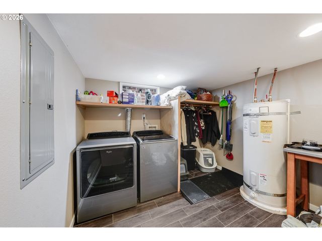 2725 Se 166TH Ave, Portland, OR 97236