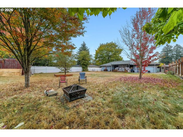 2725 Se 166TH Ave, Portland, OR 97236