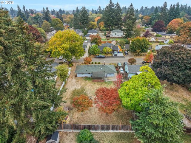 2725 Se 166TH Ave, Portland, OR 97236