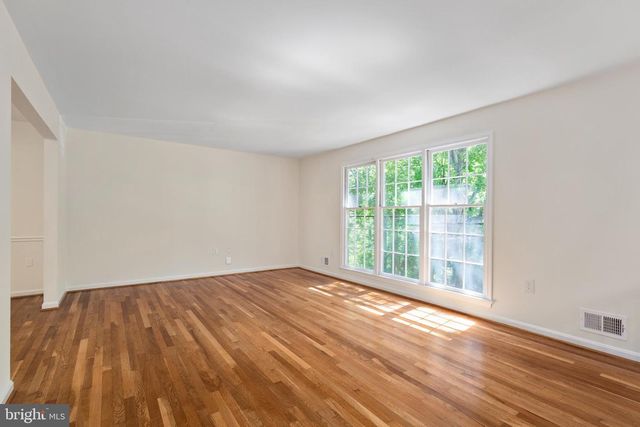 4300 ROBERTS AVE, Annandale, VA 22003