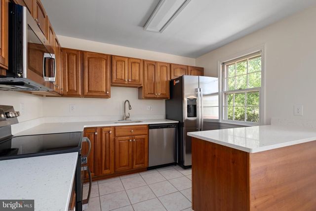 4300 ROBERTS AVE, Annandale, VA 22003