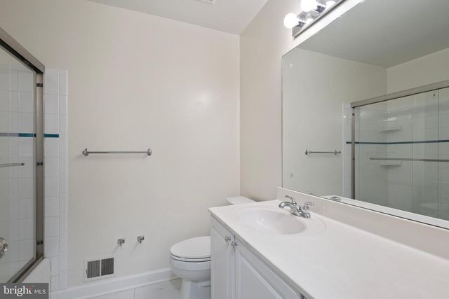 4300 ROBERTS AVE, Annandale, VA 22003