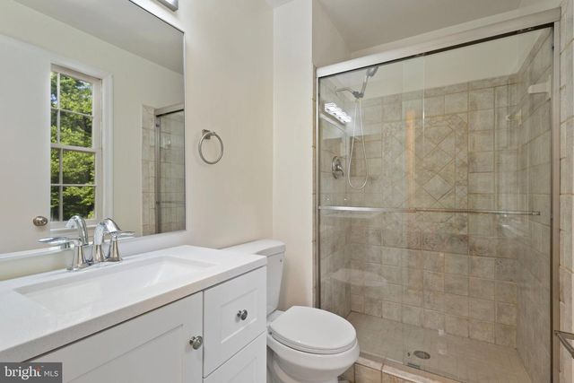 4300 ROBERTS AVE, Annandale, VA 22003