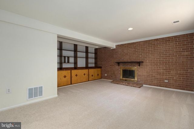 4300 ROBERTS AVE, Annandale, VA 22003