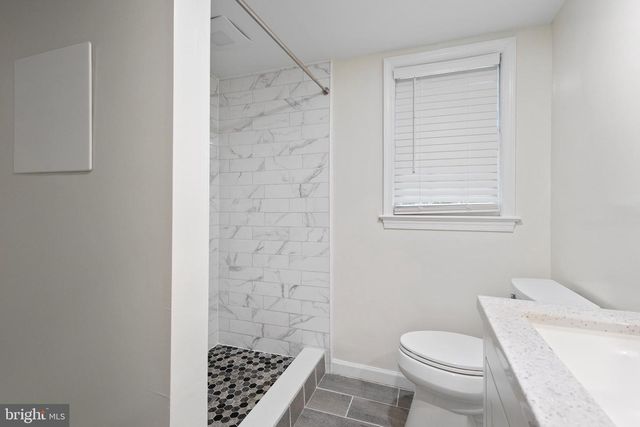 4300 ROBERTS AVE, Annandale, VA 22003