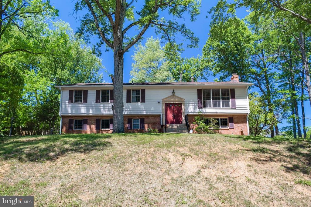 4300 ROBERTS AVE, Annandale, VA 22003