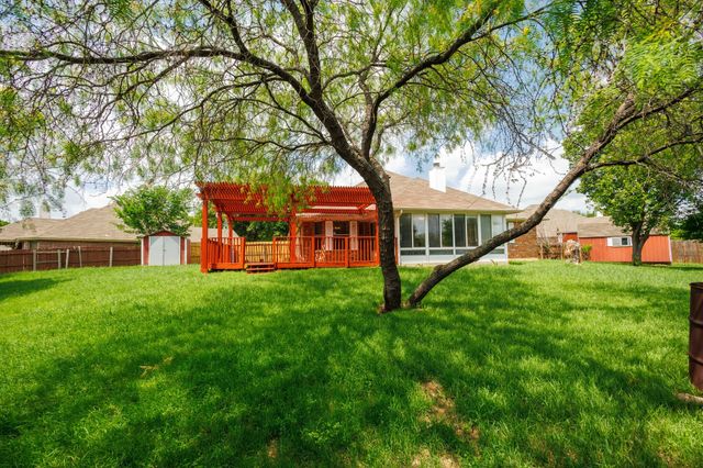 7708 Chandler Court, North Richland Hills, TX 76182