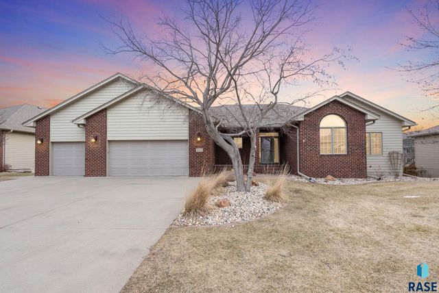 6312 S Limerick Cir Circle, Sioux Falls, SD 57108