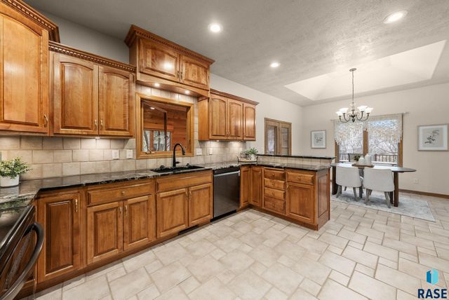 6312 S Limerick Cir Circle, Sioux Falls, SD 57108