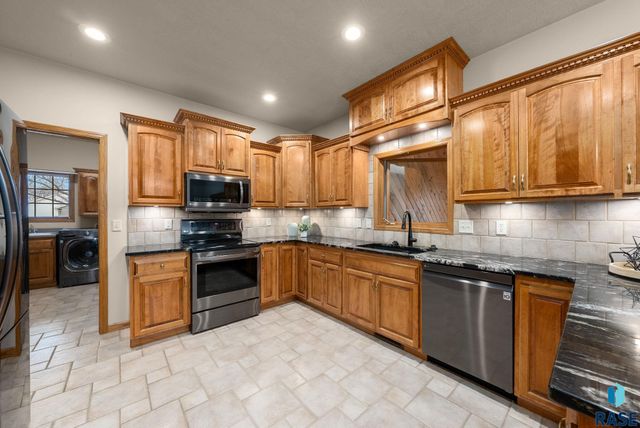 6312 S Limerick Cir Circle, Sioux Falls, SD 57108