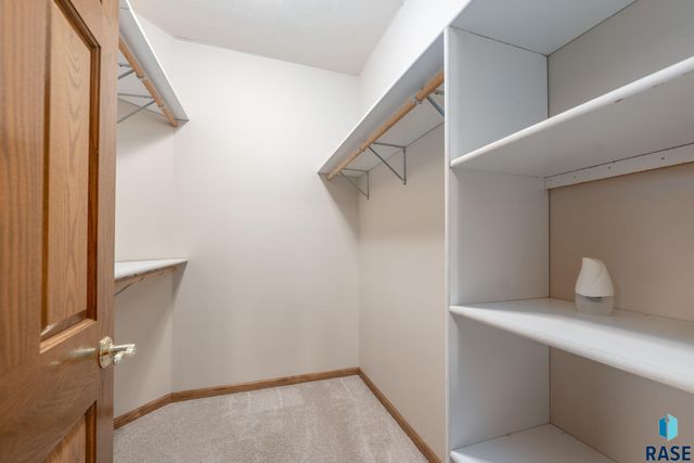 6312 S Limerick Cir Circle, Sioux Falls, SD 57108