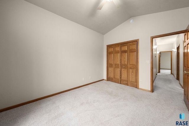 6312 S Limerick Cir Circle, Sioux Falls, SD 57108