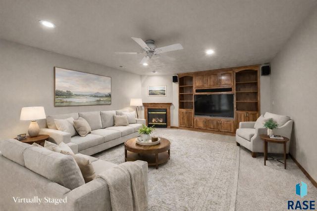 6312 S Limerick Cir Circle, Sioux Falls, SD 57108