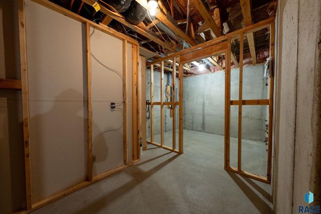 6312 S Limerick Cir Circle, Sioux Falls, SD 57108