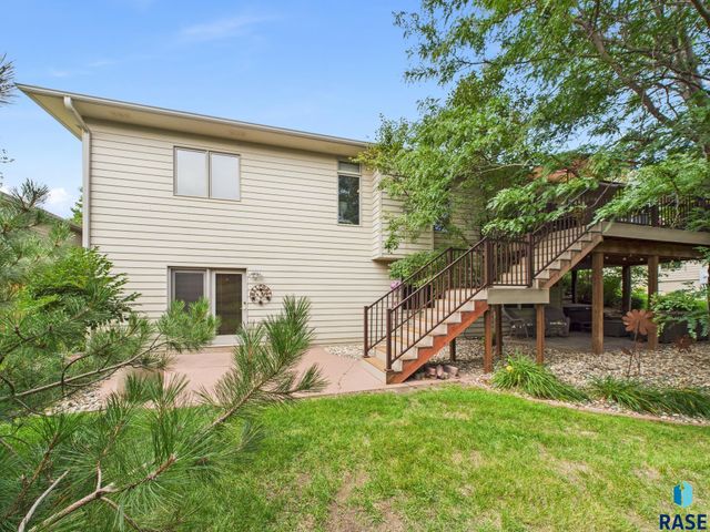 6312 S Limerick Cir Circle, Sioux Falls, SD 57108