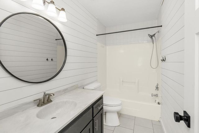 13956 Brunswick Avenue S, Savage, MN 55378