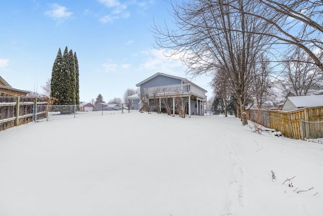 13956 Brunswick Avenue S, Savage, MN 55378