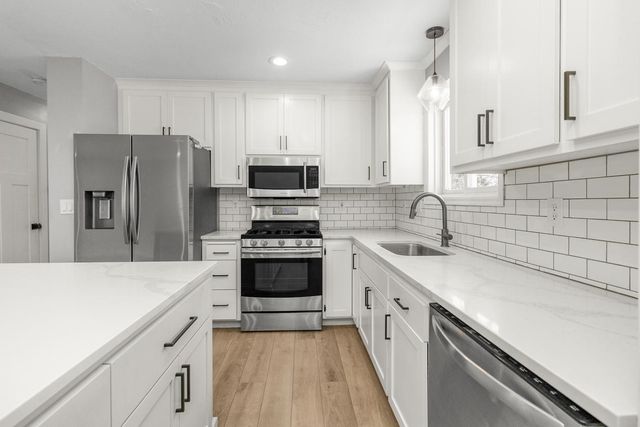 13956 Brunswick Avenue S, Savage, MN 55378