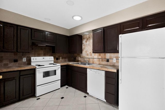 2320 Markland Street, Irving, TX 75060