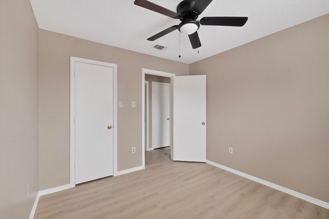 2320 Markland Street, Irving, TX 75060