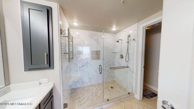 1200 Beach Drive, 1002, Gulfport, MS 39507