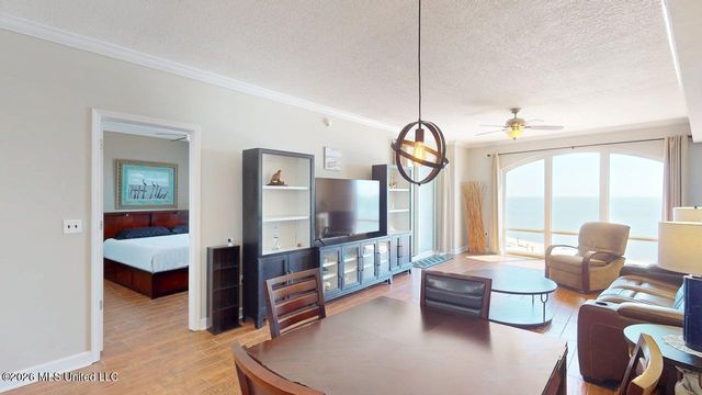 1200 Beach Drive, 1002, Gulfport, MS 39507