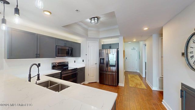 1200 Beach Drive, 1002, Gulfport, MS 39507