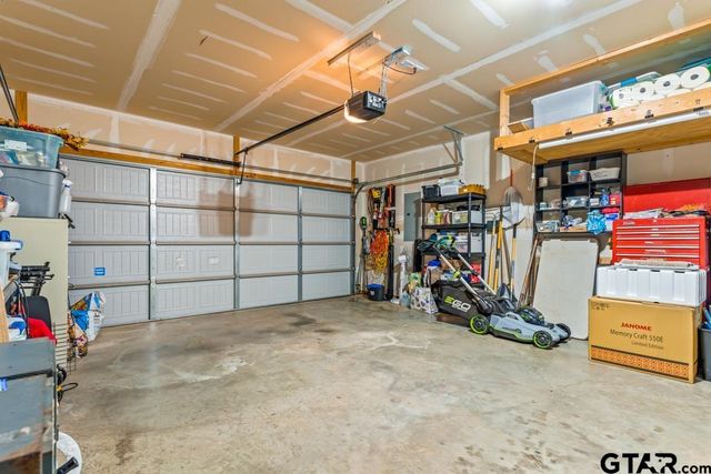 1219 Mission Creek Drive, Longview, TX 75601