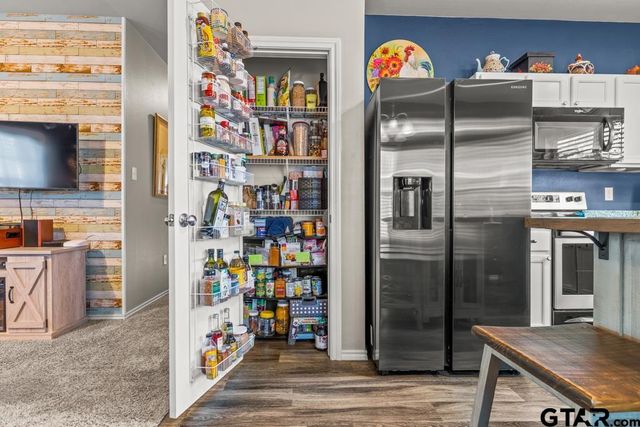 1219 Mission Creek Drive, Longview, TX 75601