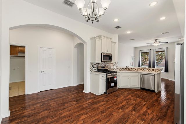 927 Oakland Hills Drive, Fairview, TX 75069