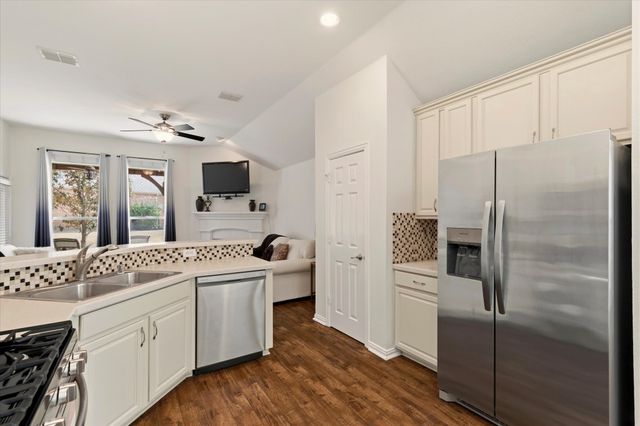 927 Oakland Hills Drive, Fairview, TX 75069