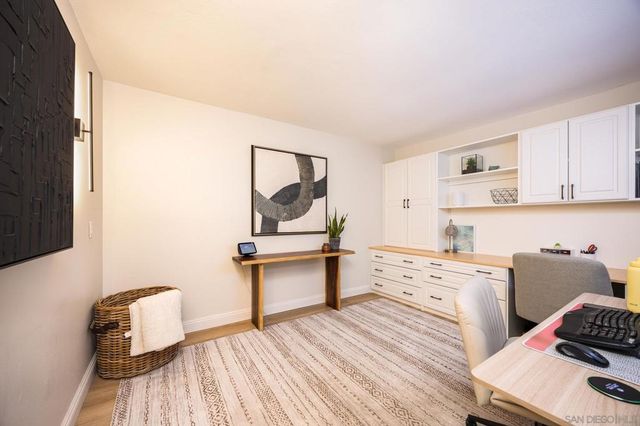 832 Kalpati Cir E, Carlsbad, CA 92008