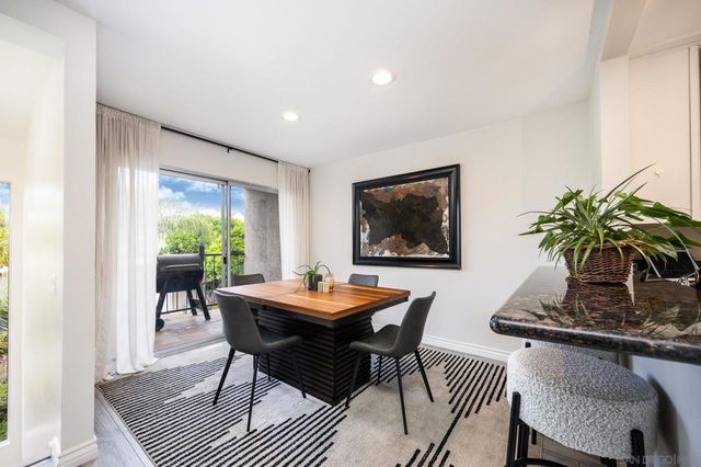 832 Kalpati Cir E, Carlsbad, CA 92008