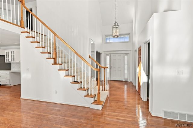 4119 Foxwood Lane, Clarence, NY 14221