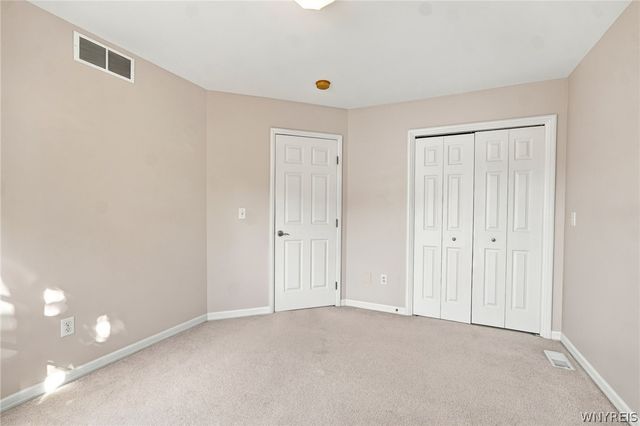 4119 Foxwood Lane, Clarence, NY 14221