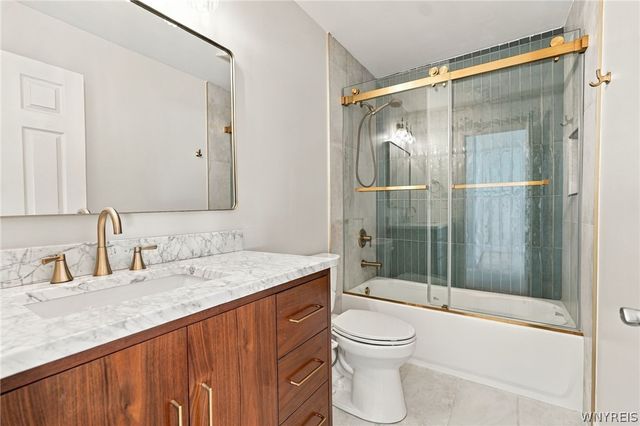 4119 Foxwood Lane, Clarence, NY 14221