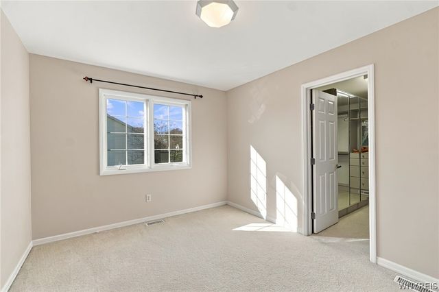 4119 Foxwood Lane, Clarence, NY 14221
