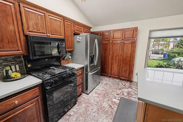 9939 Crestlane Court, Spring Valley, CA 91977